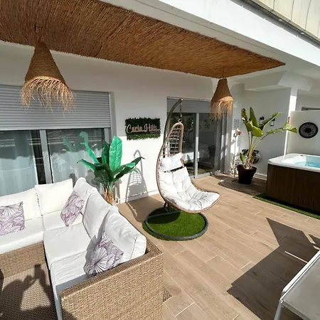 Carla Hills - Seaview & Spectacular Terrace *