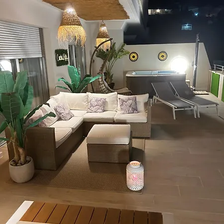 Lägenhet Carla Hills - Seaview & Spectacular Terrace *